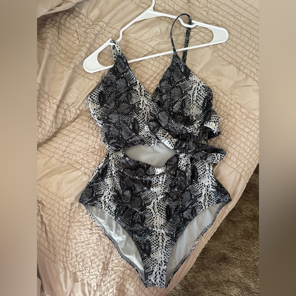 Aerie One Piece Swimsuit